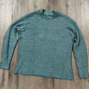Lululemon Sweater sz Large